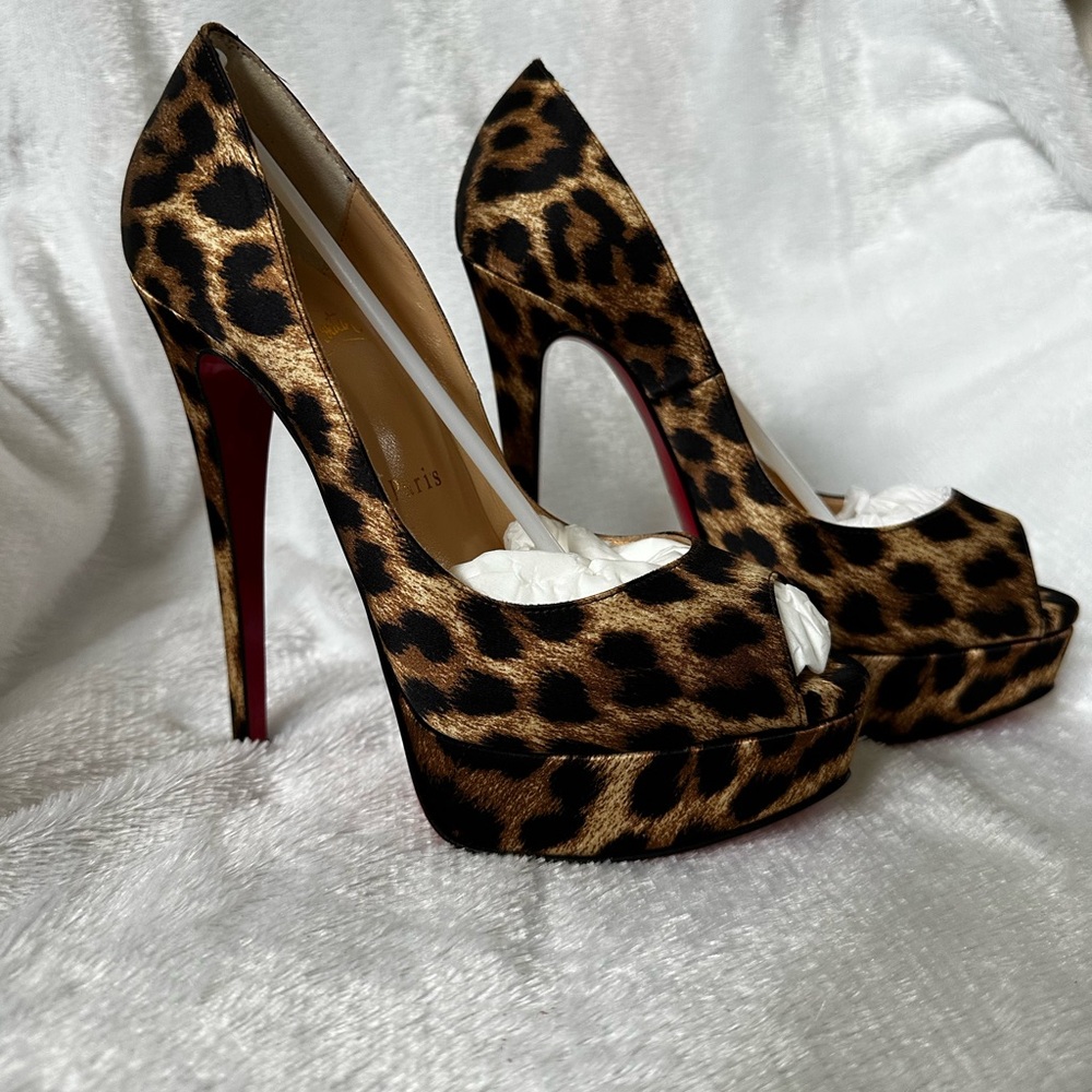 Christian Louboutin Brown and Black Heels with Elegant Design